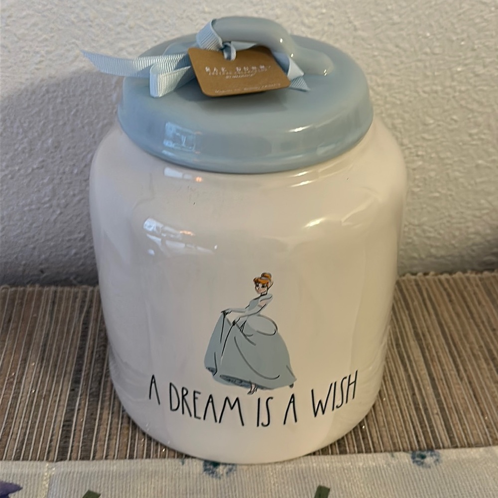 NWT Rae Dunn Disney Cinderella A Dream Is A Wish Ceramic Canister Cookie Jar